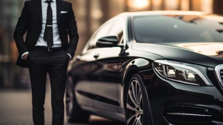 How Chauffeur Service Add Comfort to Long-Distance Travel